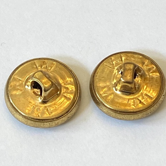 Liz Caliborne Gold tone Metal "LC" Logo replacement buttons - Pair - Picture 2 of 8